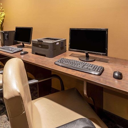 Microtel Inn & Suites By Wyndham - Timmins Extérieur photo